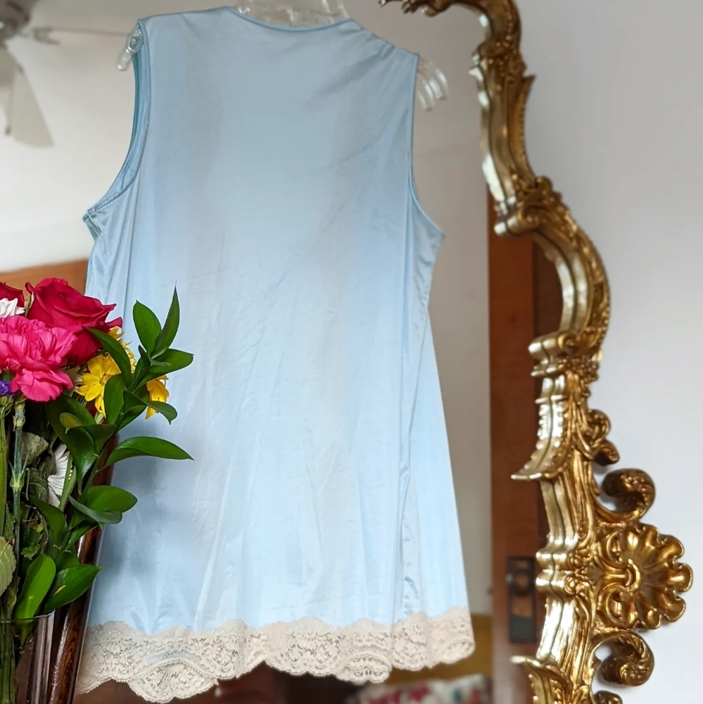 Vintage Vanity Fair Sleepwear/Lingerie - Picture 6 of 6